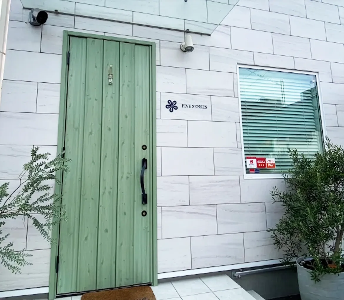 FIVE SENSES 店舗外観